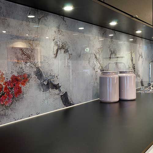 Tranh kính ốp bếp