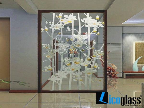 Khám phá những ứng dụng về vách kính nghệ thuật kham-pha-nhung-ung-dung-ve-vach-kinh-nghe-thuat
