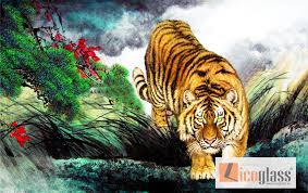 Chọn tranh kính hợp phong thủy cho người tuổi Dần