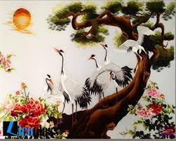 Chọn tranh kính hợp phong thủy cho người tuổi Ngọ