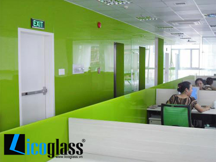 Thay đổi không gian với vách kính trang trí Thay đổi không gian với vách kính trang trí