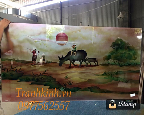 Chọn tranh kính hợp phong thủy cho người tuổi Tý Chọn tranh kính hợp phong thủy cho người tuổi Tý