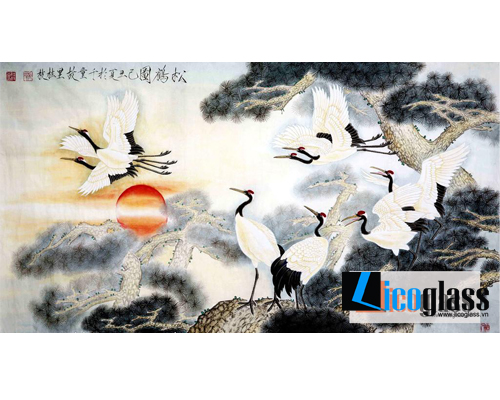 Ý nghĩa phong thủy của một số mẫu tranh kính