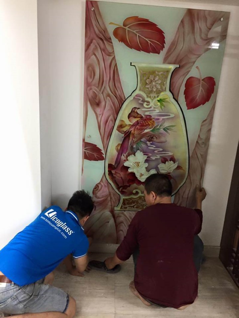 Tranh kính Hà Nội
